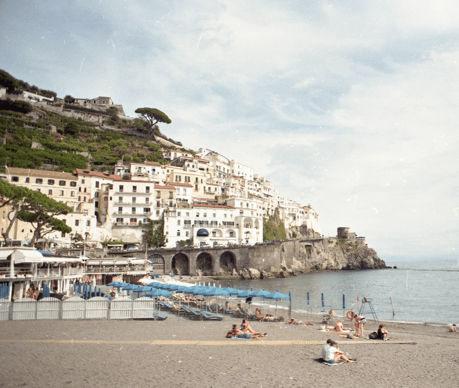 plan a trip to the Amalfi Coast