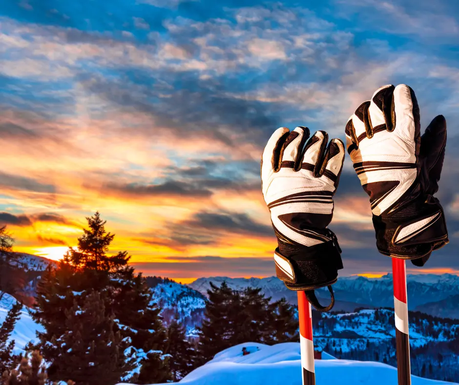 Ski Gloves for gear for beginner skiiers