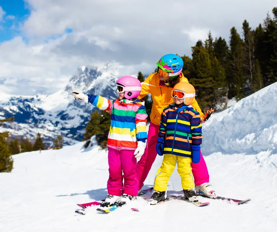 ski equipment for beginners - helmet