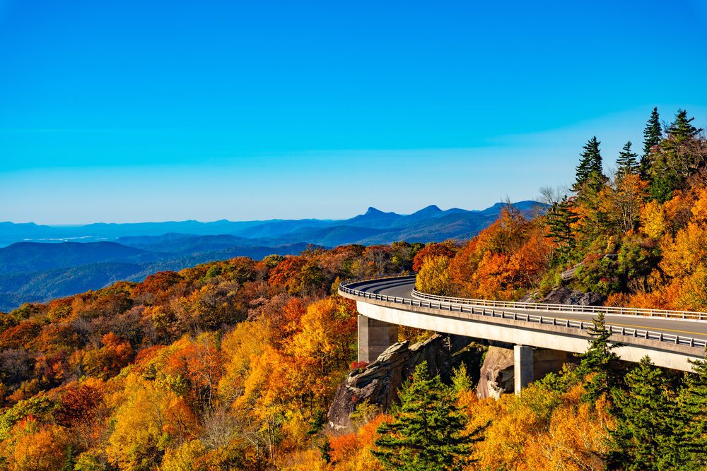 Blue Ridge Parkway best fall vacations
