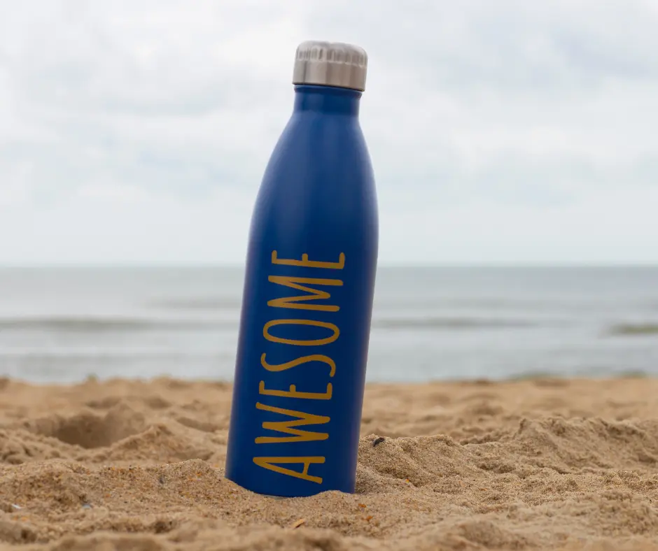 Gifts for beach lovers - water bottles