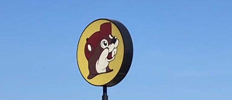 Buc-ee’s Largest Gas Station In the World – Simply Amazing!