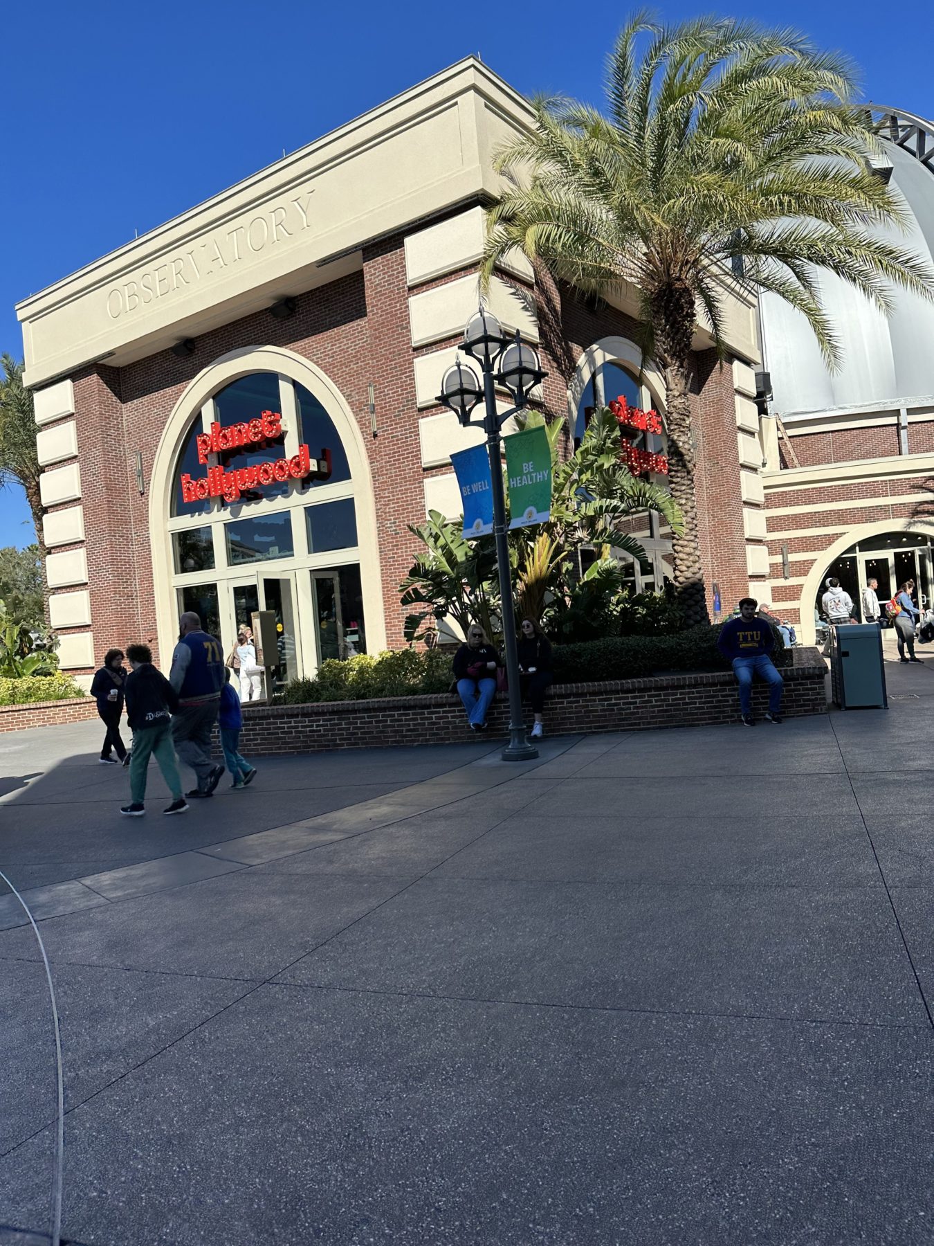 Table Service at Disney Springs - Planet Hollywood