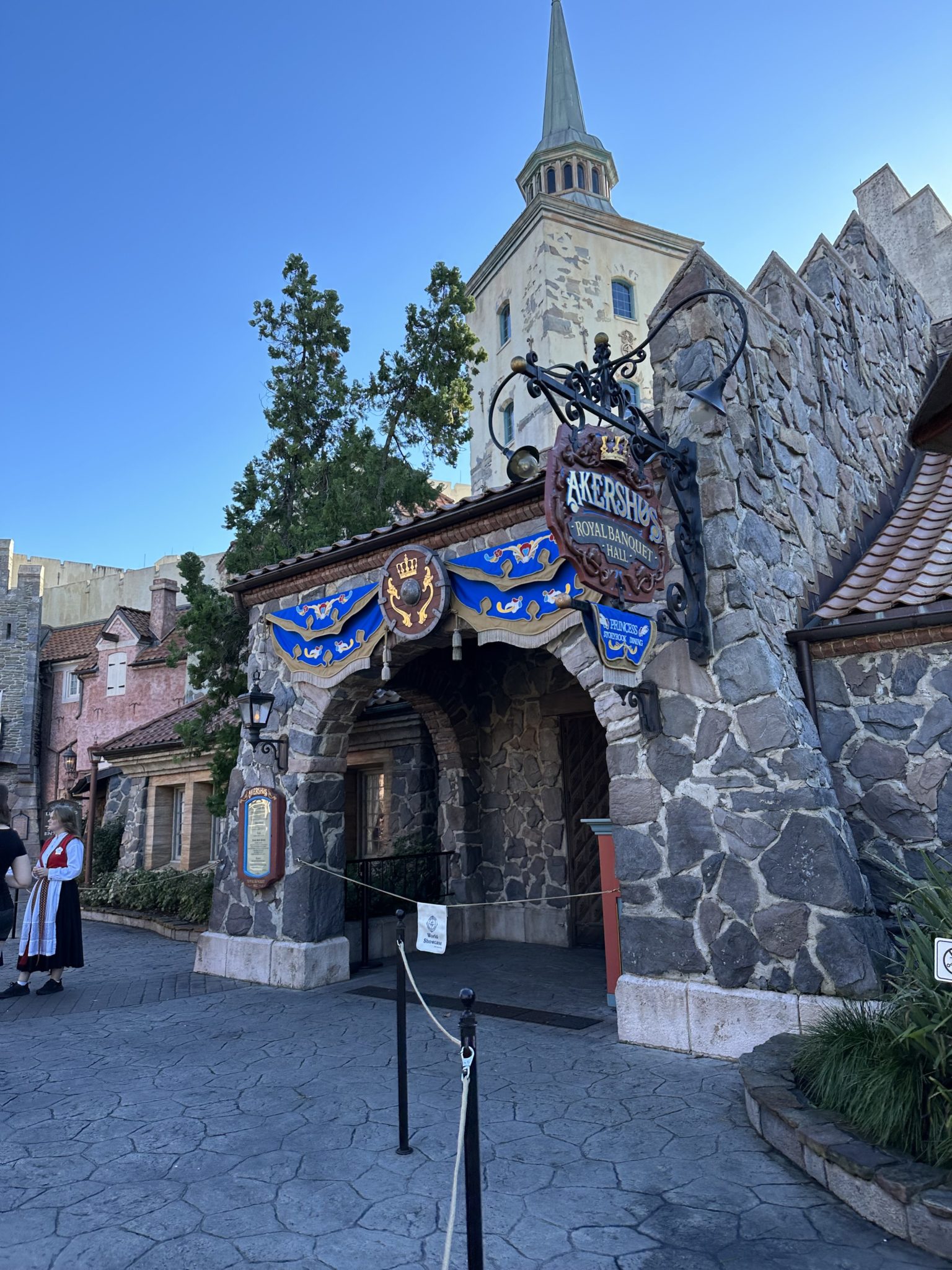 Best Restaurants In Epcot (Epcot Restaurant Ranked) - Planning Away