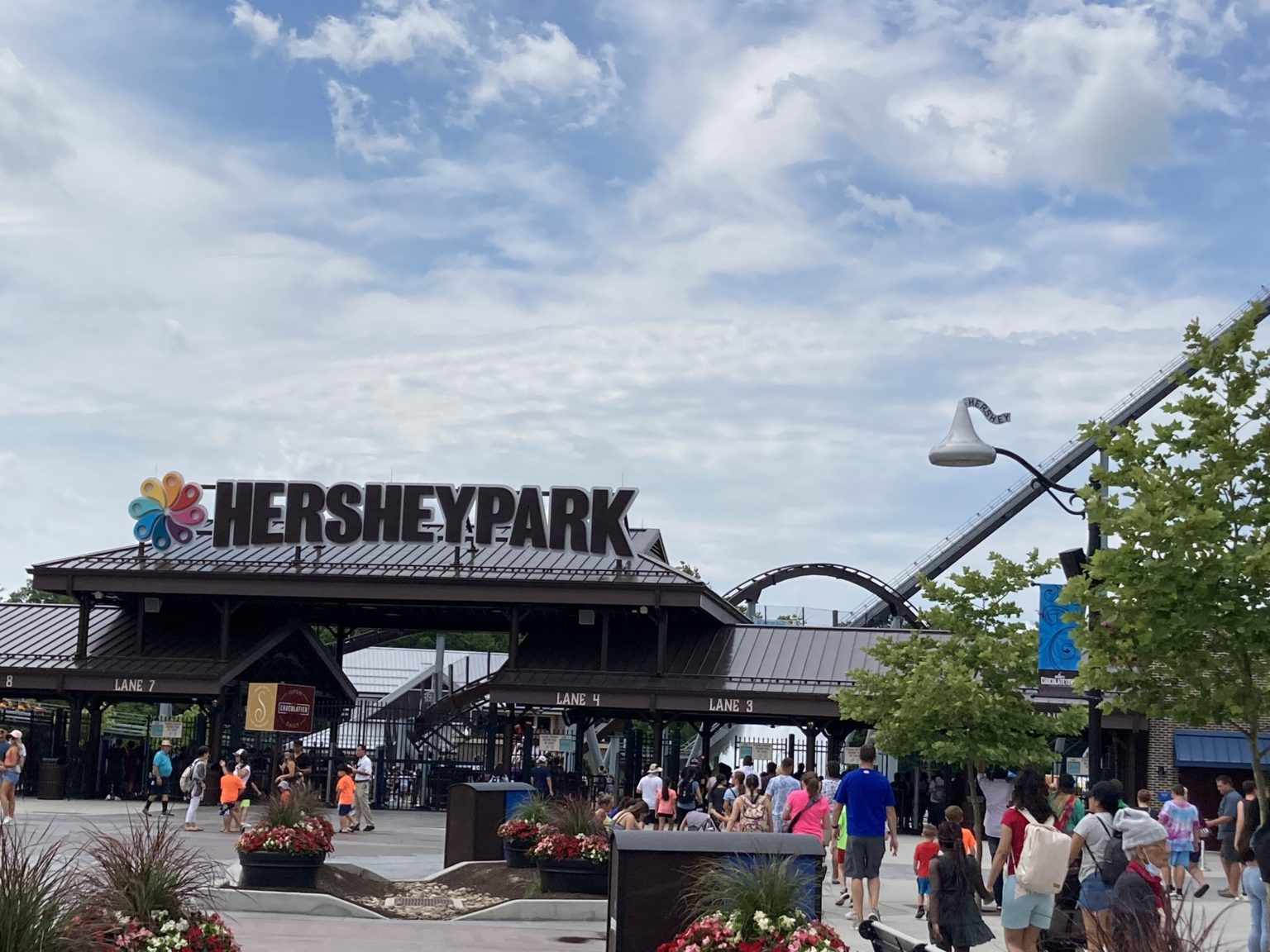 Visit The Amazing Hershey Park Chocolate World And Go On A Hershey