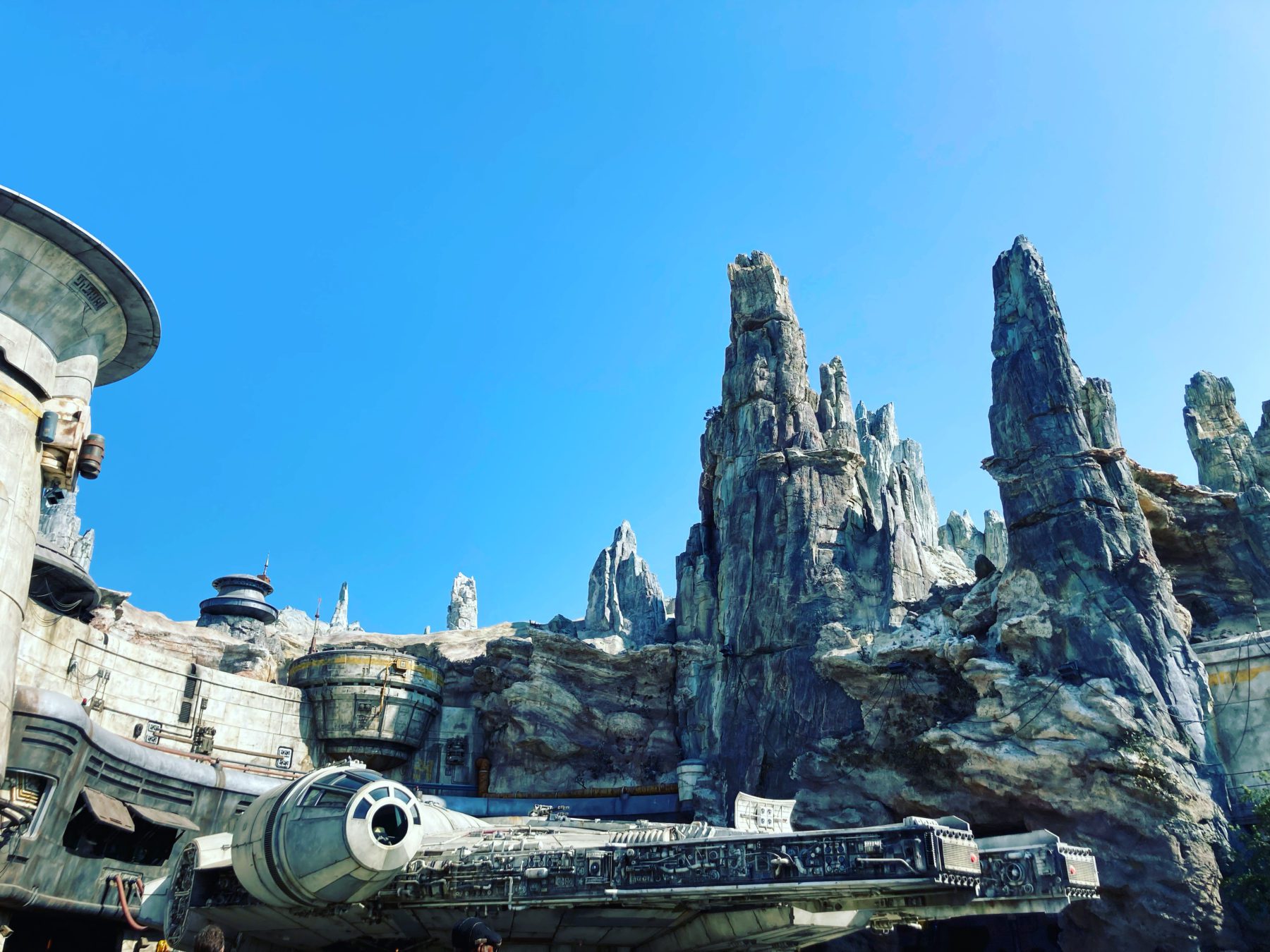 Disneyland Star Wars Ride- Rise of the Resistance