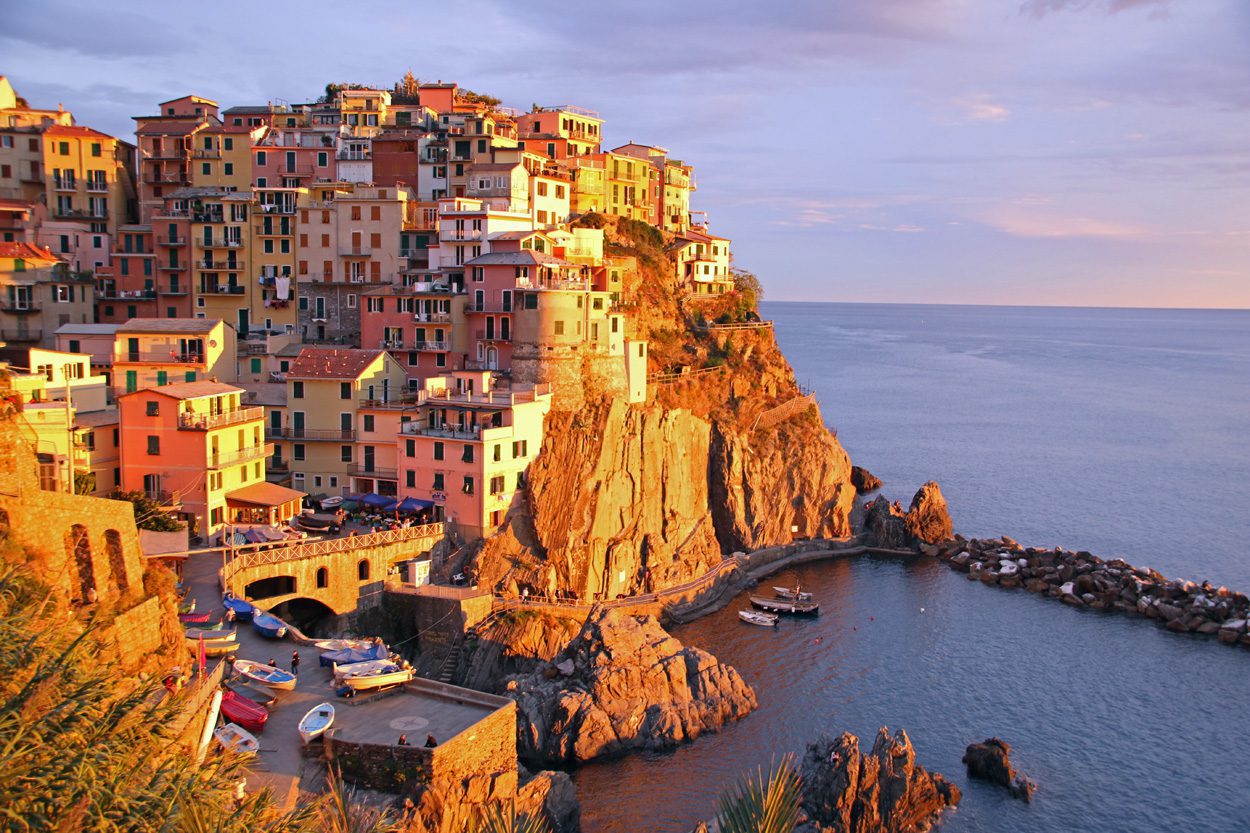 Romantic Getaways in Italy - Cinque Terre