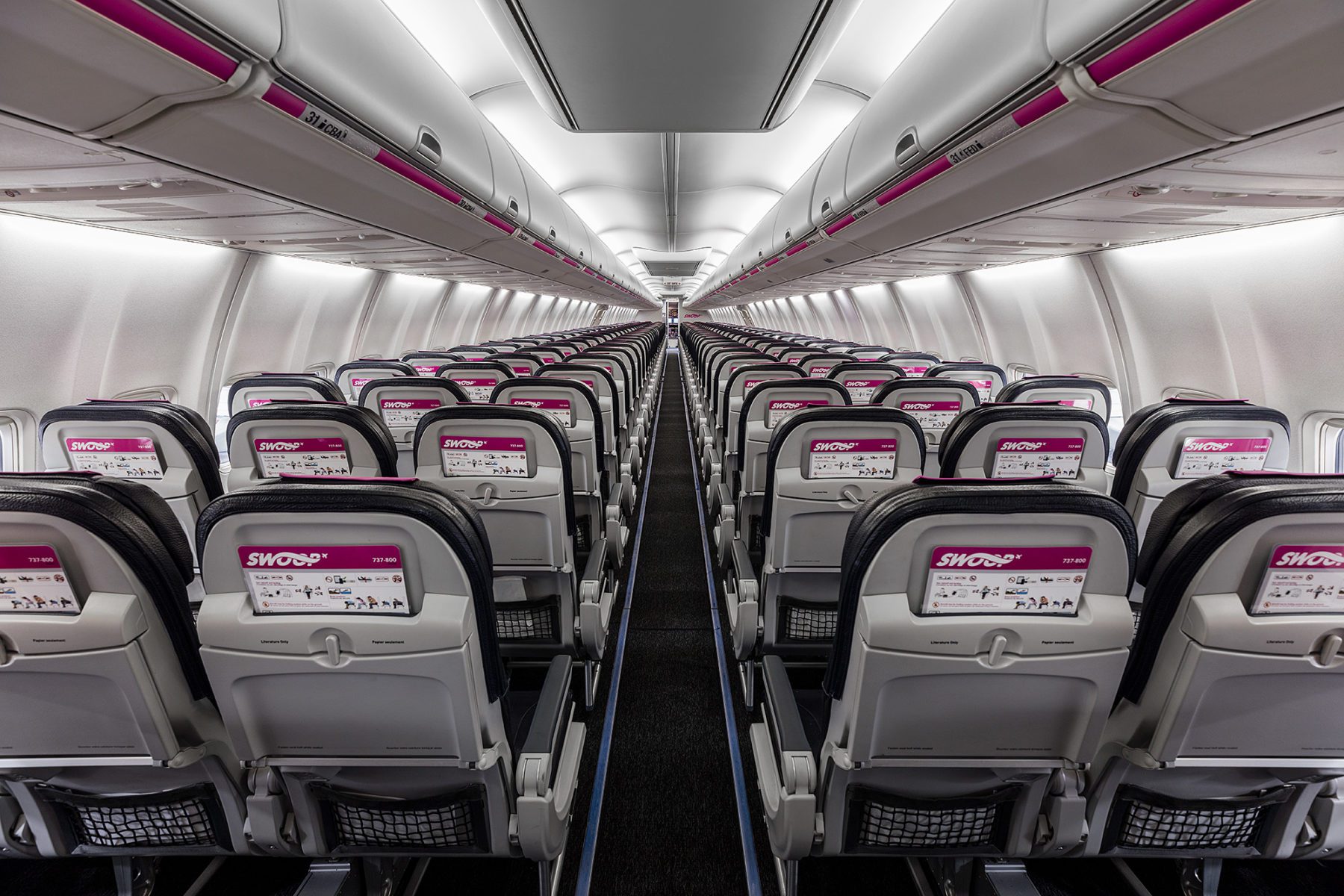 Swoop Airline reviews - Seats on plane
